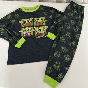 Star Wars Boy’s Long Sleeve + Pants Baby Yoda Grogu Pjs S (6/7)